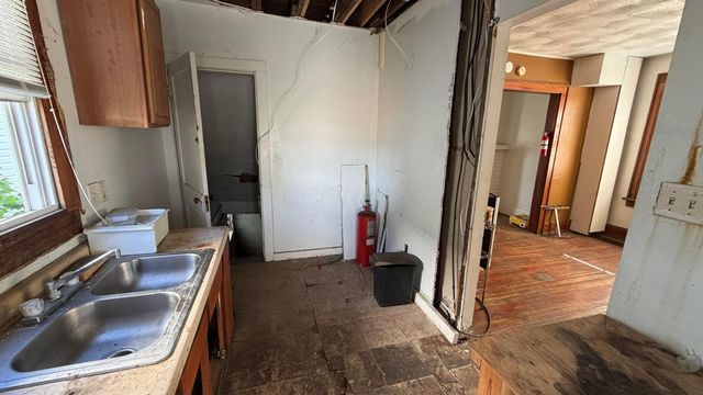 1482 Genessee Avenue, Columbus, OH 43211