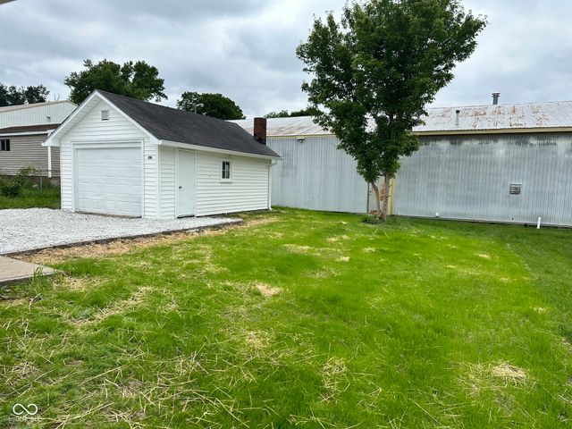 316 N College Avenue, Greencastle, IN 46135