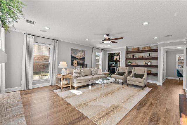 4331 Long Grove Drive, Seabrook, TX 77586