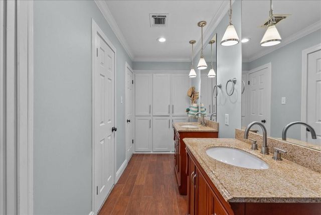 4331 Long Grove Drive, Seabrook, TX 77586