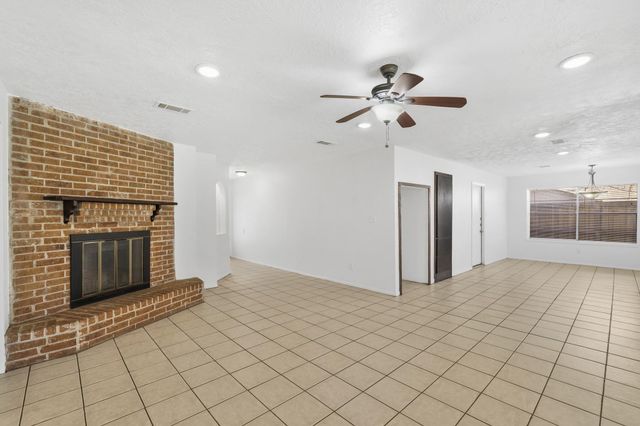 15226 Flamingo Park, Humble, TX 77396