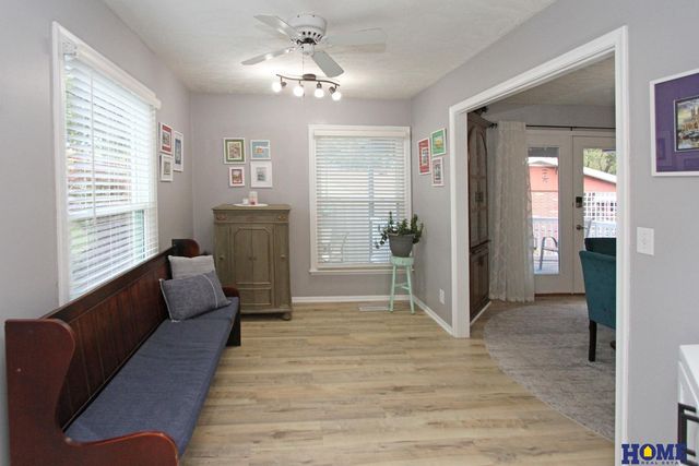 610 Teakwood Drive, Lincoln, NE 68510