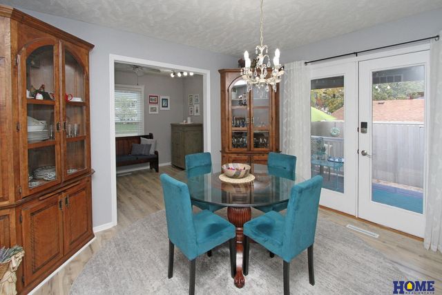 610 Teakwood Drive, Lincoln, NE 68510