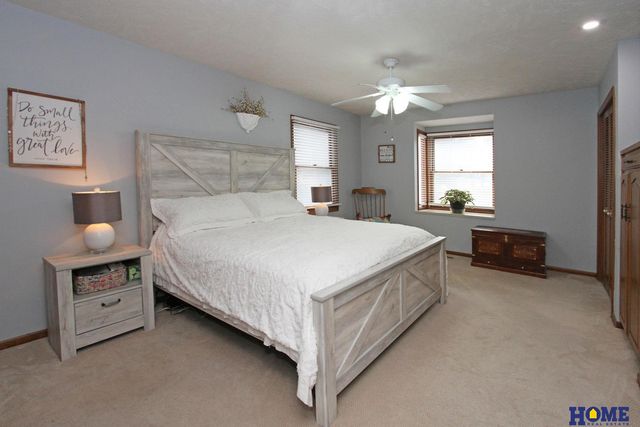 610 Teakwood Drive, Lincoln, NE 68510