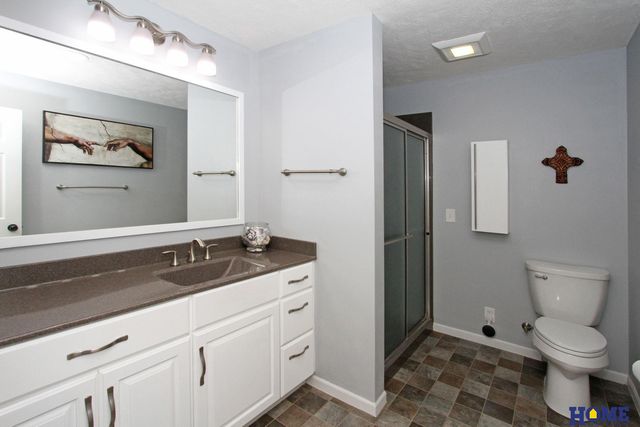 610 Teakwood Drive, Lincoln, NE 68510