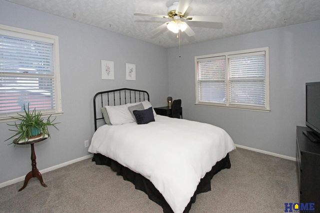 610 Teakwood Drive, Lincoln, NE 68510