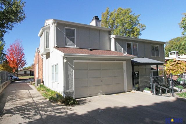 610 Teakwood Drive, Lincoln, NE 68510