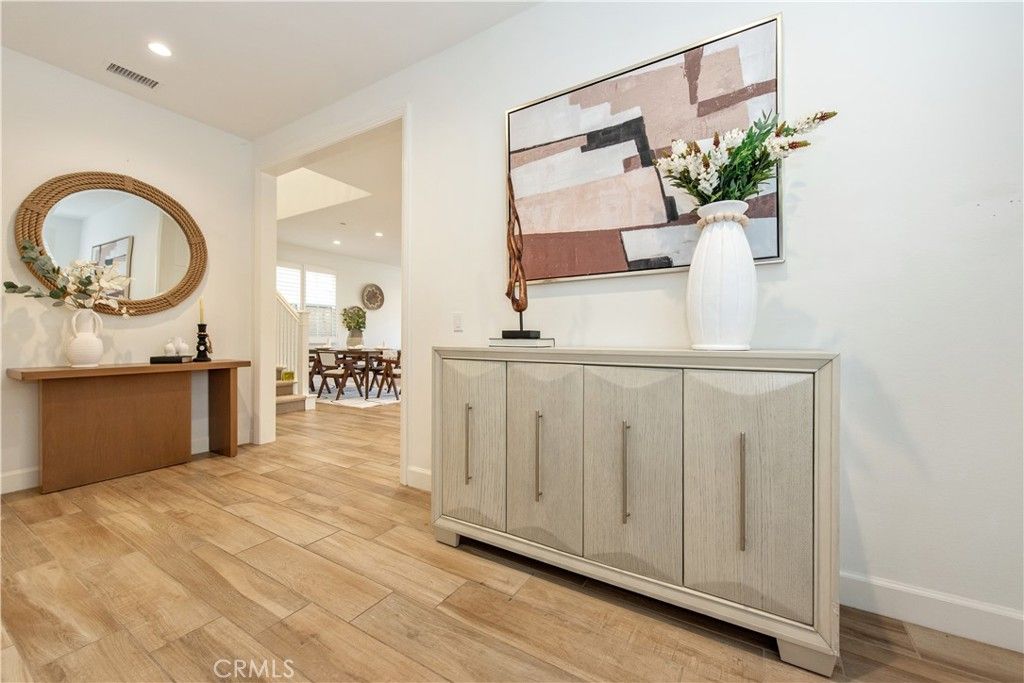 111 Omar, Irvine, CA 92620 — photo 2