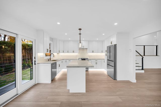 82 Seton Drive, New Rochelle, NY 10804