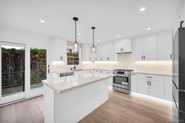 82 Seton Drive, New Rochelle, NY 10804