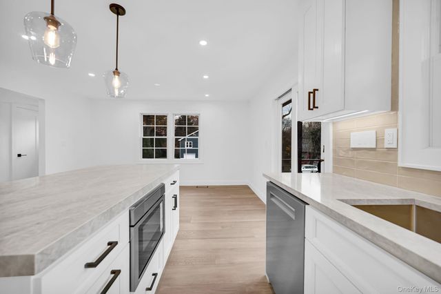 82 Seton Drive, New Rochelle, NY 10804