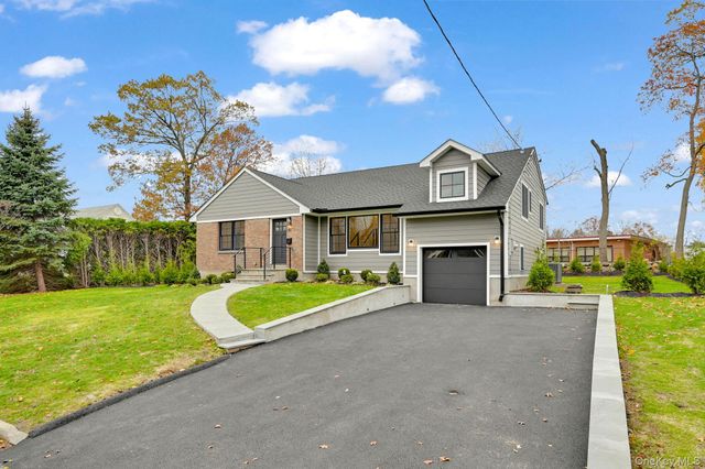 82 Seton Drive, New Rochelle, NY 10804