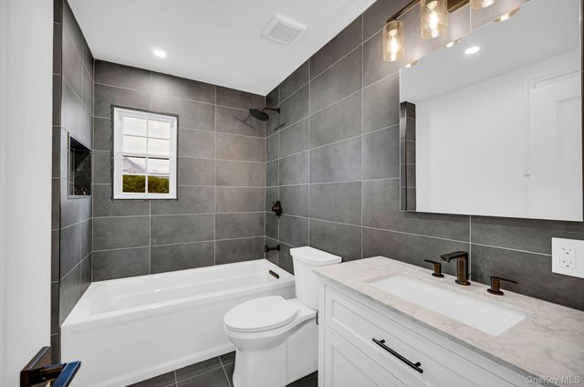 82 Seton Drive, New Rochelle, NY 10804