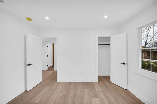 82 Seton Drive, New Rochelle, NY 10804