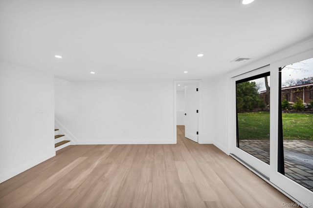 82 Seton Drive, New Rochelle, NY 10804