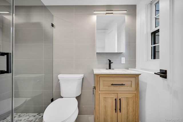 82 Seton Drive, New Rochelle, NY 10804