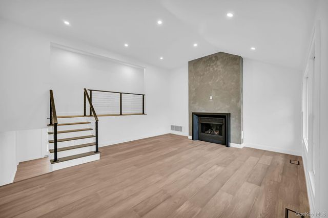 82 Seton Drive, New Rochelle, NY 10804