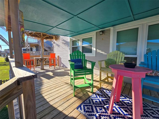 12929 John Reynolds Road, Galveston, TX 77554