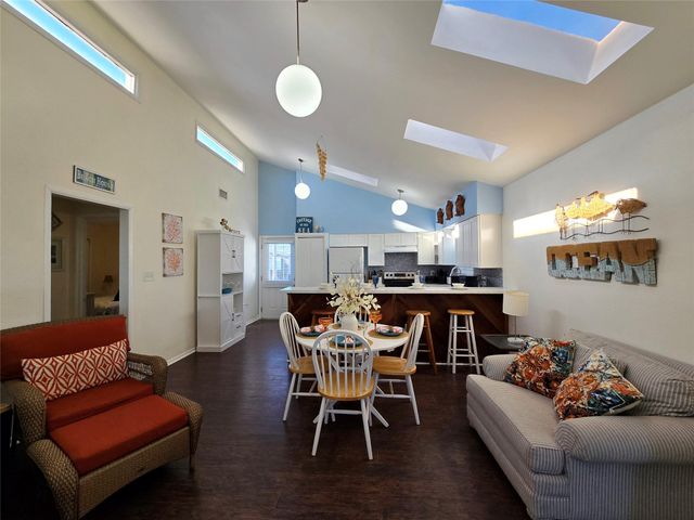 12929 John Reynolds Road, Galveston, TX 77554