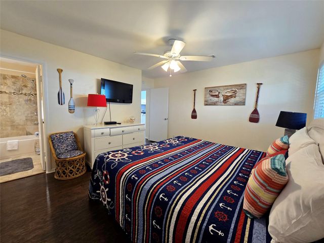 12929 John Reynolds Road, Galveston, TX 77554