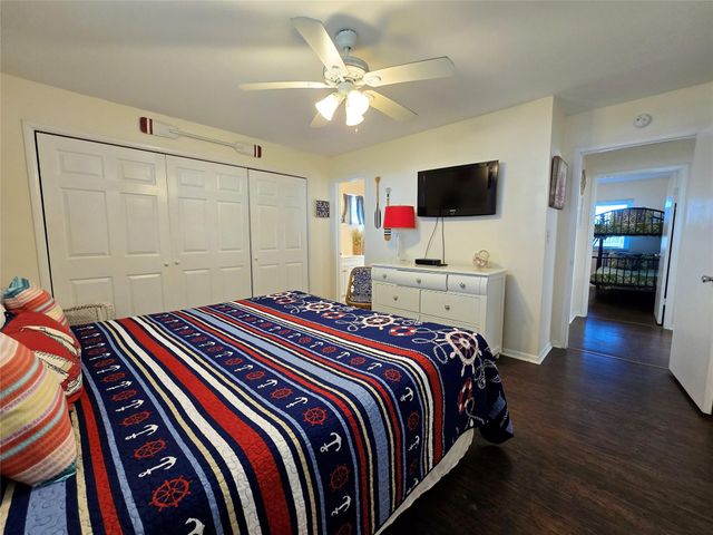 12929 John Reynolds Road, Galveston, TX 77554