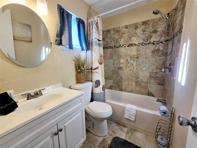 12929 John Reynolds Road, Galveston, TX 77554