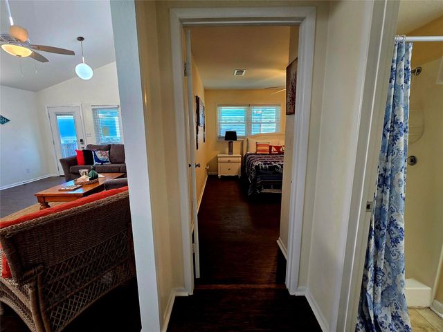 12929 John Reynolds Road, Galveston, TX 77554