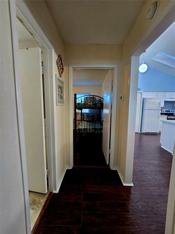 12929 John Reynolds Road, Galveston, TX 77554
