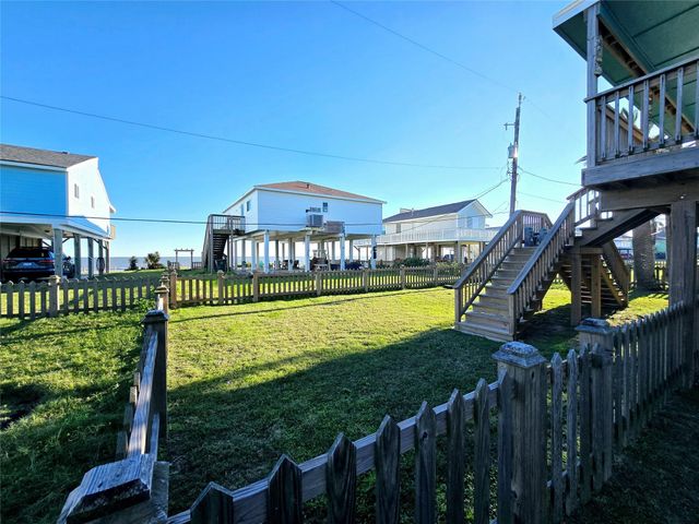 12929 John Reynolds Road, Galveston, TX 77554