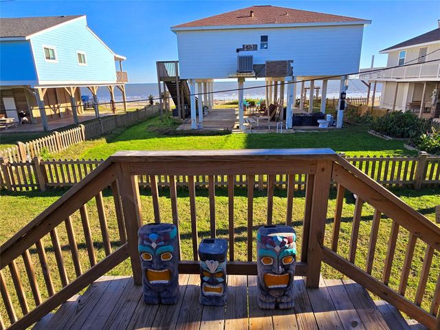 12929 John Reynolds Road, Galveston, TX 77554