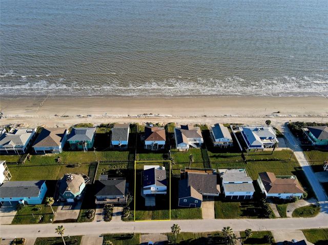 12929 John Reynolds Road, Galveston, TX 77554
