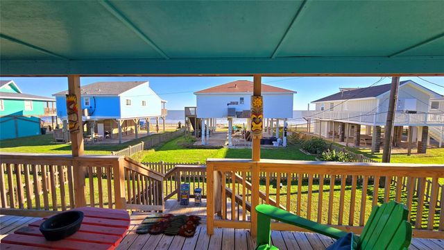 12929 John Reynolds Road, Galveston, TX 77554