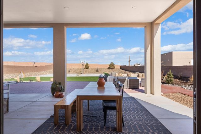 6717 Nacelle Road NE, Rio Rancho, NM 87144