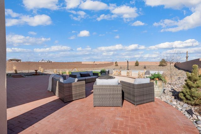 6717 Nacelle Road NE, Rio Rancho, NM 87144