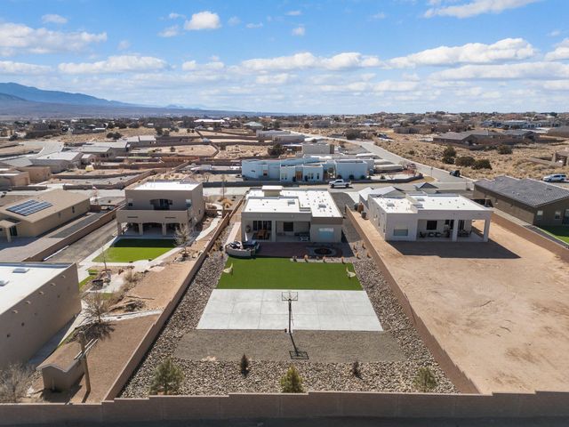 6717 Nacelle Road NE, Rio Rancho, NM 87144