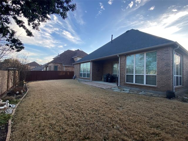 7112 Carmona, Grand Prairie, TX 75054