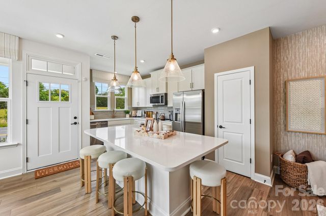 9024 Gulledge Court, Charlotte, NC 28262