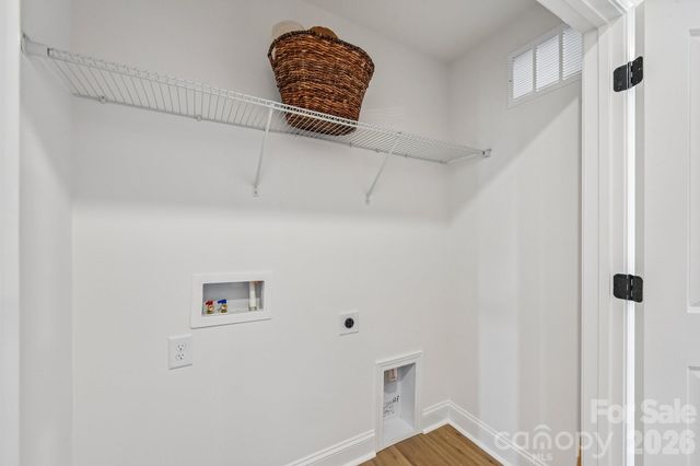 9024 Gulledge Court, Charlotte, NC 28262