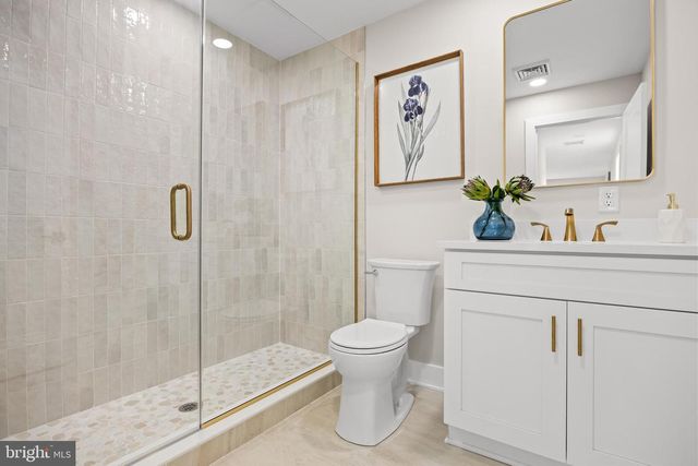 67 SPRINGERS BROOK RD, Shamong, NJ 08088