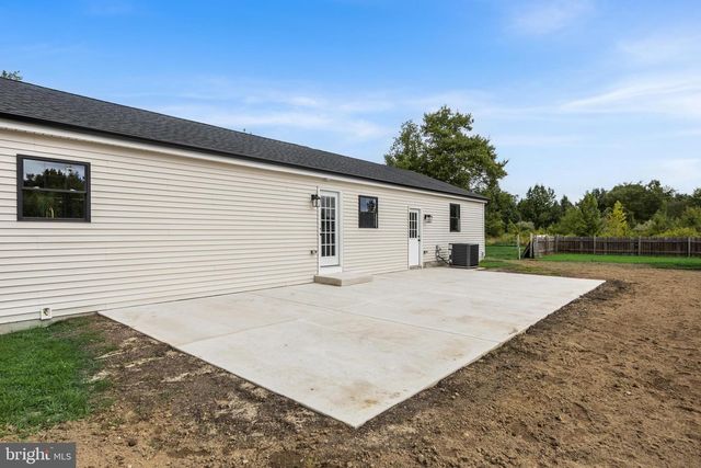67 SPRINGERS BROOK RD, Shamong, NJ 08088