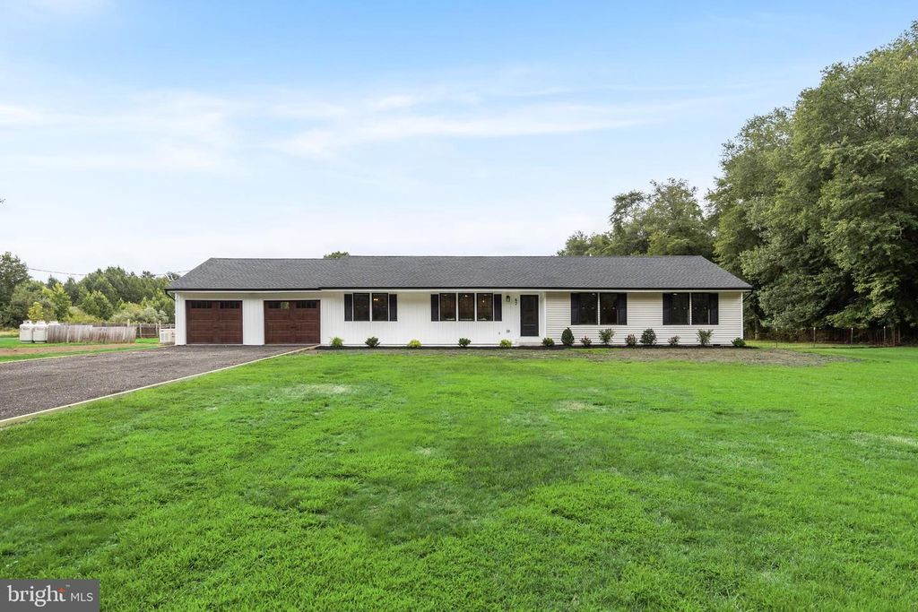 67 SPRINGERS BROOK RD, Shamong, NJ 08088