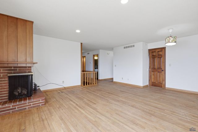 1216 ST ANDREW, Rapid City, SD 57701
