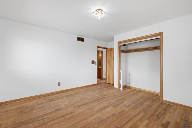 1216 ST ANDREW, Rapid City, SD 57701
