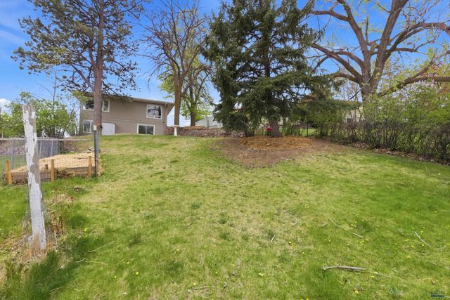 1216 ST ANDREW, Rapid City, SD 57701