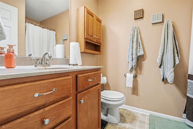 2233 Suncrest Breeze, Berrien Springs, MI 49103