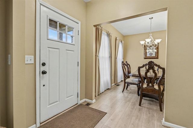 2233 Suncrest Breeze, Berrien Springs, MI 49103
