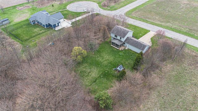 2233 Suncrest Breeze, Berrien Springs, MI 49103