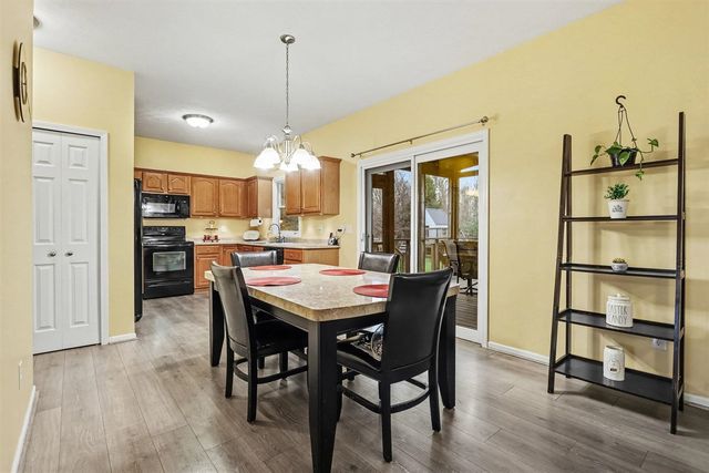 2233 Suncrest Breeze, Berrien Springs, MI 49103