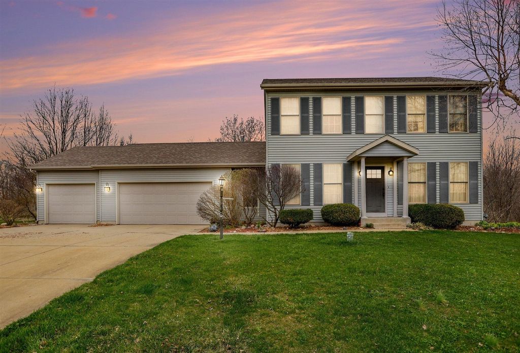 2233 Suncrest Breeze, Berrien Springs, MI 49103