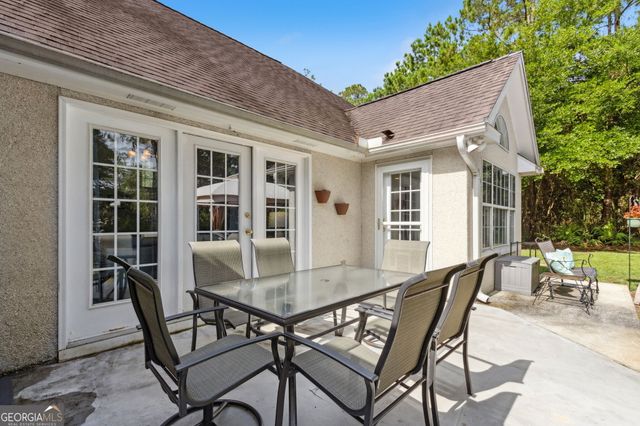 203 Cumberland Drive, Kingsland, GA 31548